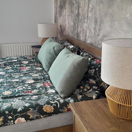 Old Town Premium Apartment - Ghetto Heroes Square View Cracovie Extérieur photo